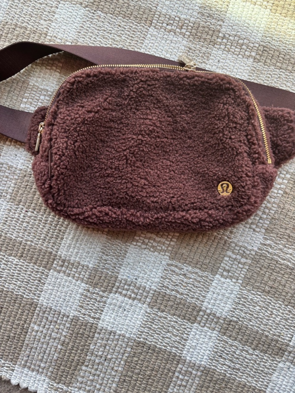 Lululemon Sherpa Belt Bag IL